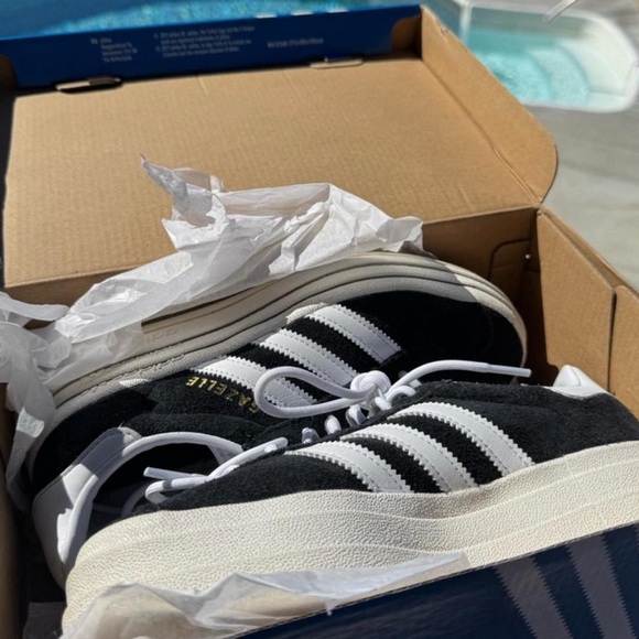 Adidas Gazelle BOLD Black and White Platform Size 8.5w/7m - Picture 7 of 8